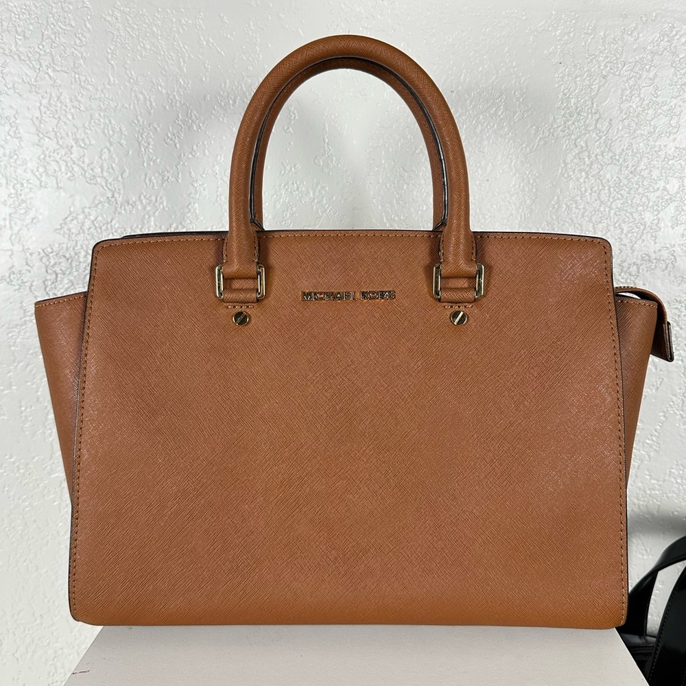 Michael Kors Tan Leather Large Tote Bag